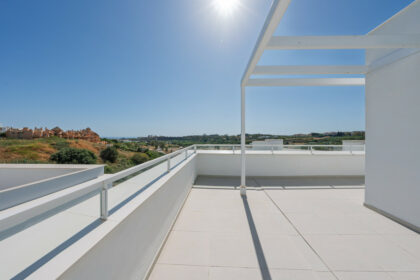 52b927d4c2544456c87d9d6f1275755d - 42