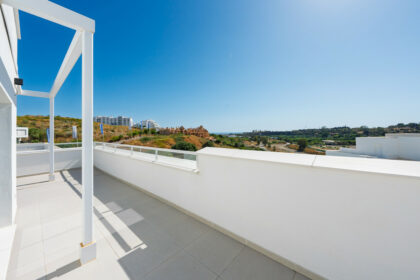 52b927d4c2544456c87d9d6f1275755d - 43