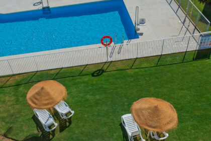 52b927d4c2544456c87d9d6f1275755d - 51