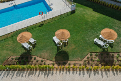 52b927d4c2544456c87d9d6f1275755d - 8