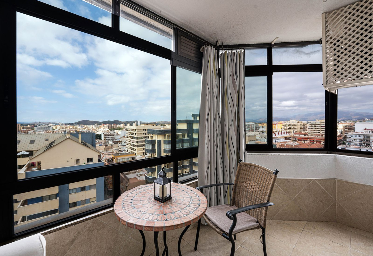 5347f551a76efc44bf99d71c4e432f52 - 12