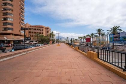 5347f551a76efc44bf99d71c4e432f52 - 28