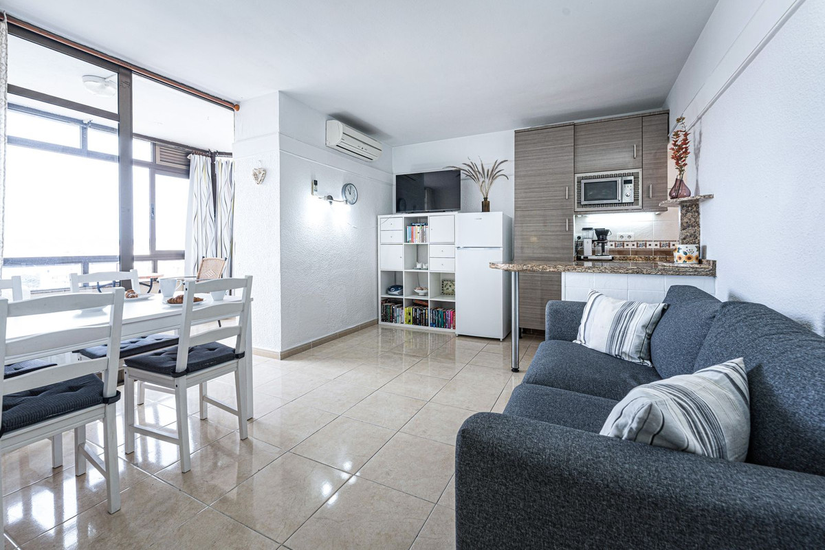 5347f551a76efc44bf99d71c4e432f52 - 6