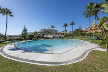 535d69d39a0d08d06dc093a4ce923e1d - 25