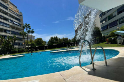 5380721c33cbba6965dbe84c15fb50ae - 25