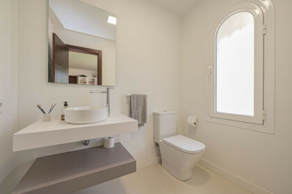 538bc234a2ca7441b8615e084116ca12 - 48