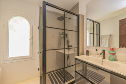 538bc234a2ca7441b8615e084116ca12 - 50