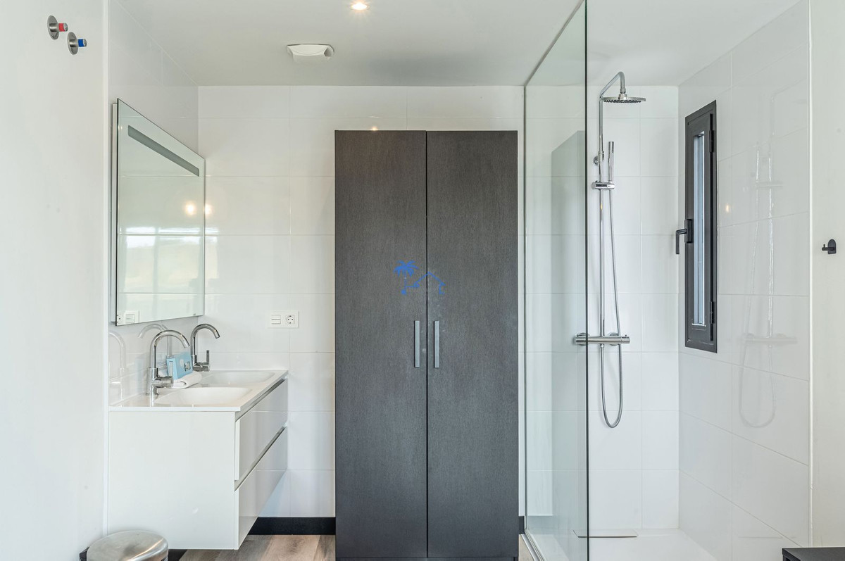 53c23c06dd80bbb4ddf136700bd41b03 - 21