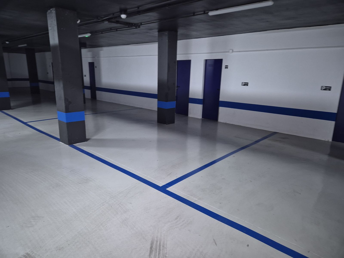 53c23c06dd80bbb4ddf136700bd41b03 - 34