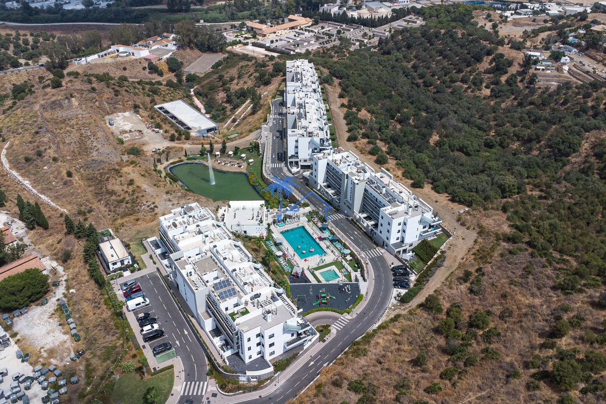 53c23c06dd80bbb4ddf136700bd41b03 - 36