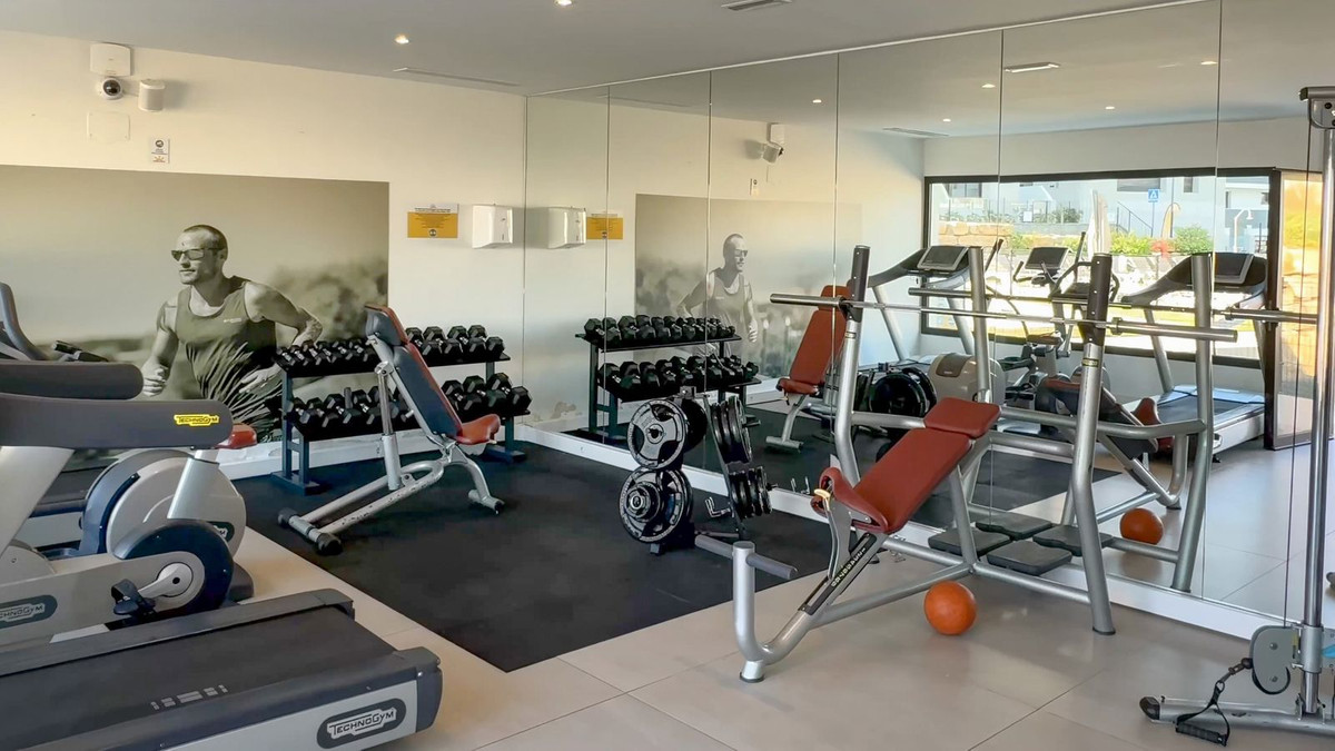 53c23c06dd80bbb4ddf136700bd41b03 - 38