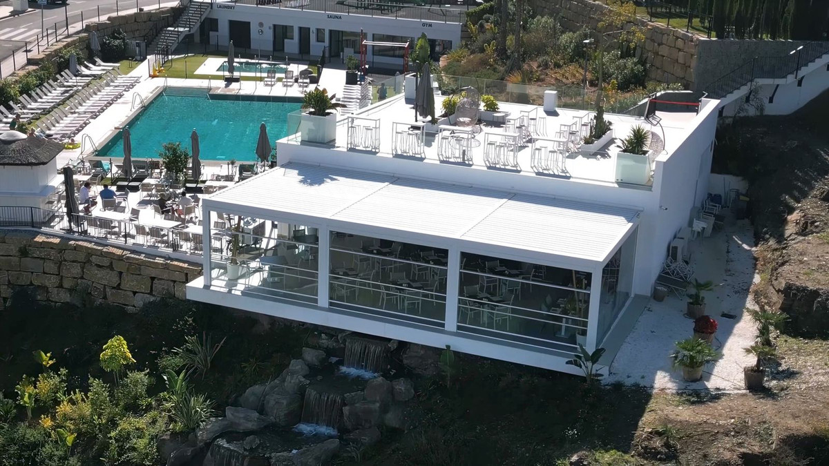 53c23c06dd80bbb4ddf136700bd41b03 - 40