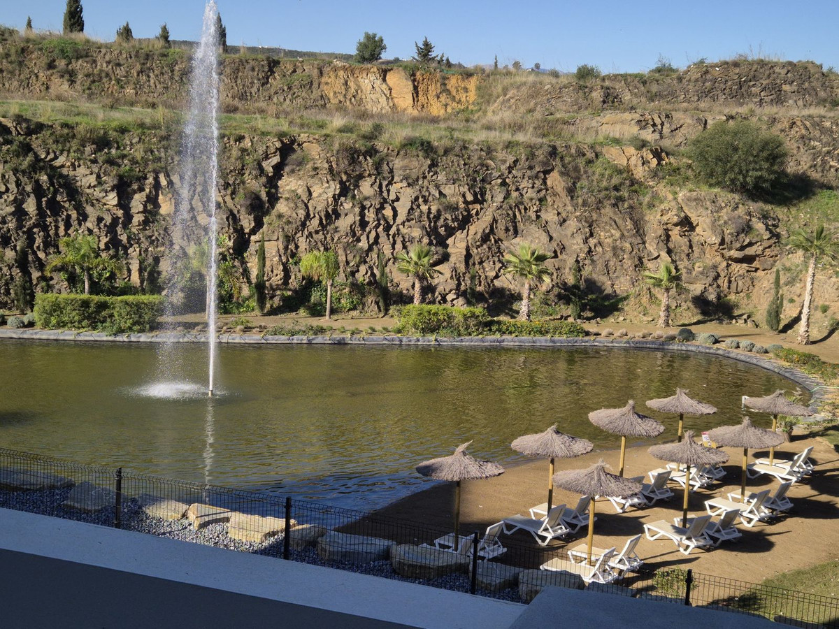 53c23c06dd80bbb4ddf136700bd41b03 - 43