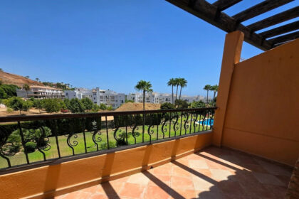 551193af116cf4c76a2f9c3552e689ee - 10