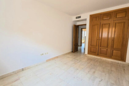 551193af116cf4c76a2f9c3552e689ee - 15