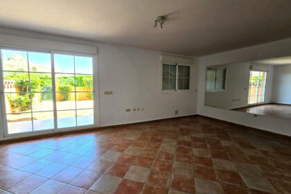 551193af116cf4c76a2f9c3552e689ee - 20