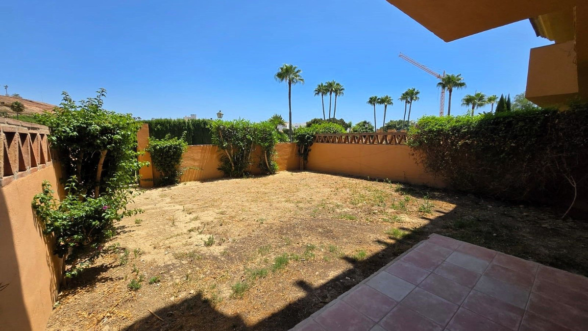 551193af116cf4c76a2f9c3552e689ee - 22