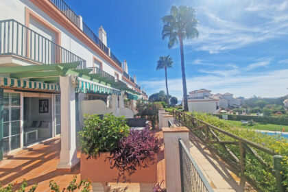 55ce485e87a54e9d5968323727a55d1b - 18