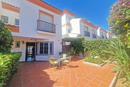 55ce485e87a54e9d5968323727a55d1b - 2