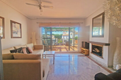 55ce485e87a54e9d5968323727a55d1b - 8