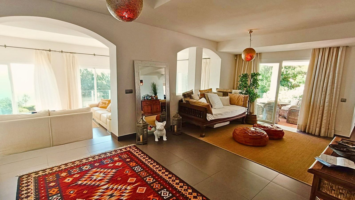 55d10c9ea9c738515c8ed889f7cace4c - 13