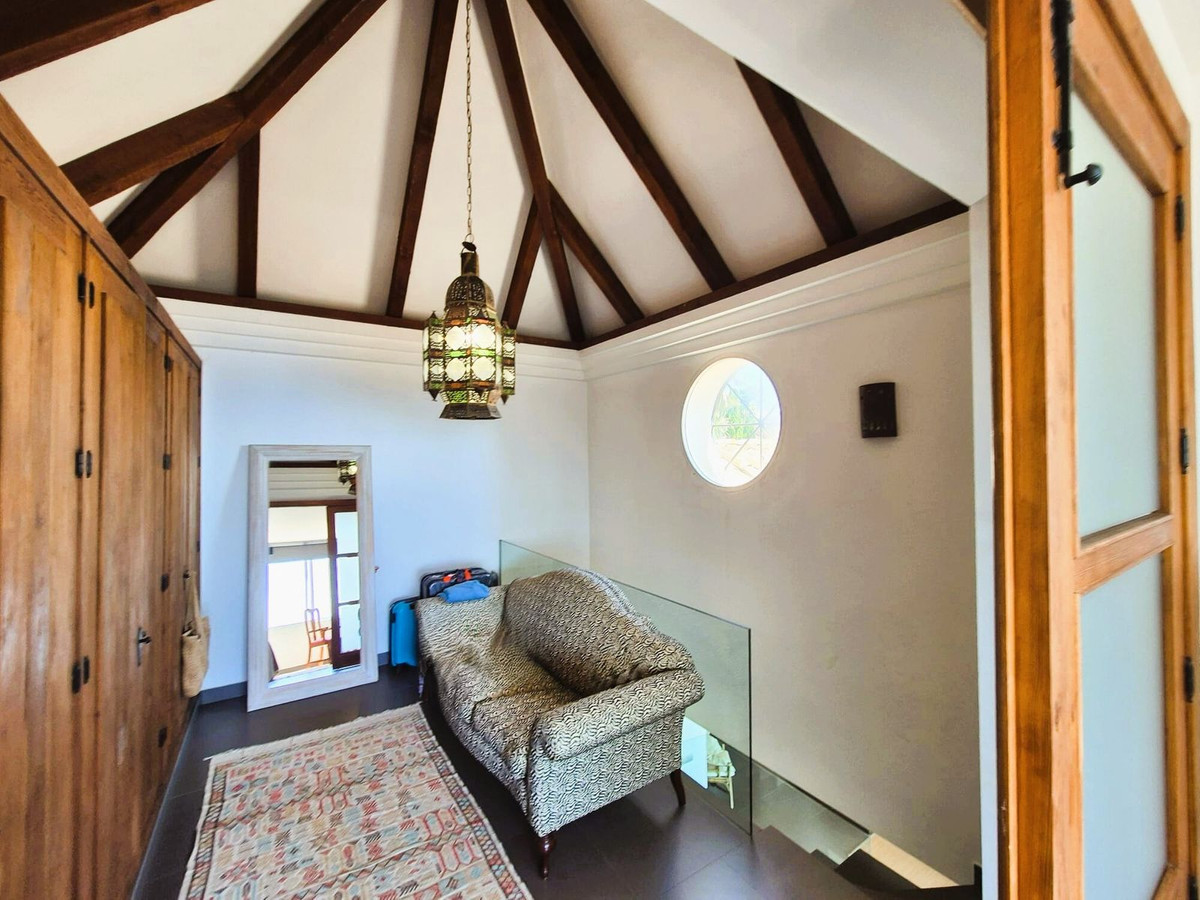 55d10c9ea9c738515c8ed889f7cace4c - 15