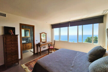 55d10c9ea9c738515c8ed889f7cace4c - 17