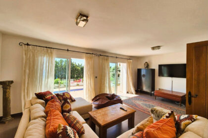 55d10c9ea9c738515c8ed889f7cace4c - 23