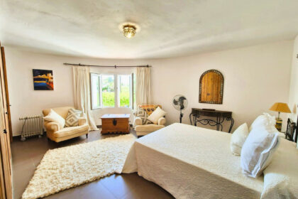 55d10c9ea9c738515c8ed889f7cace4c - 26