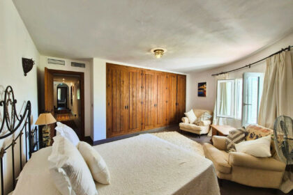 55d10c9ea9c738515c8ed889f7cace4c - 27