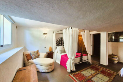 55d10c9ea9c738515c8ed889f7cace4c - 29