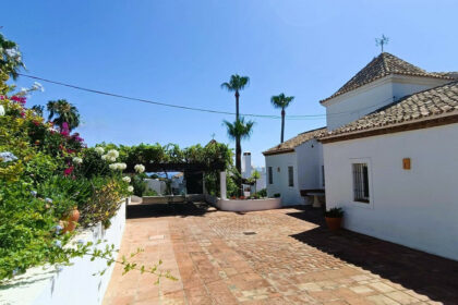 55d10c9ea9c738515c8ed889f7cace4c - 38