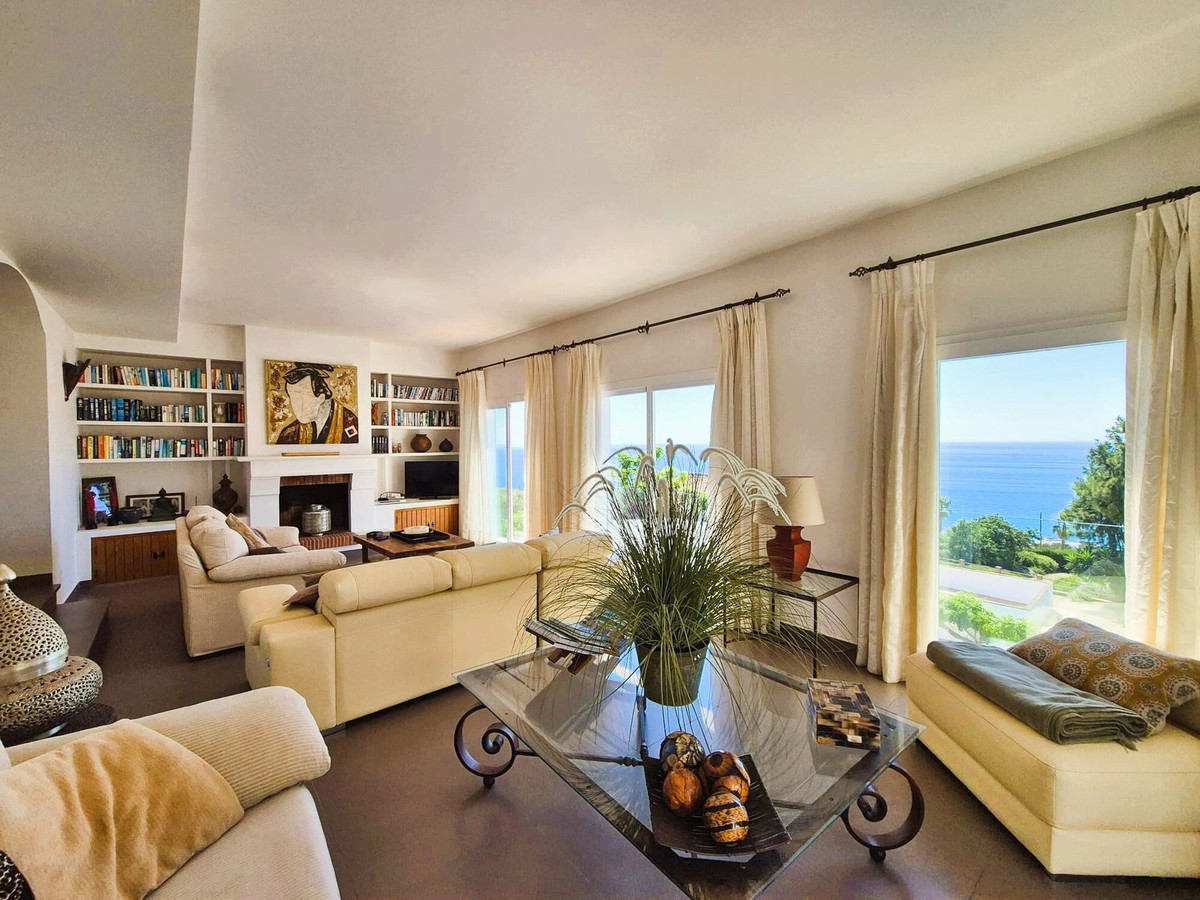 55d10c9ea9c738515c8ed889f7cace4c - 4