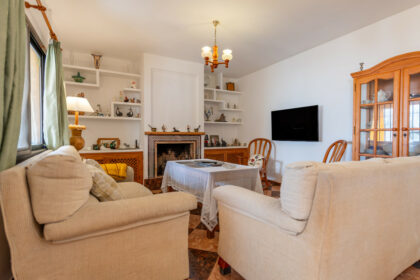 55e8d3c4d876d9abb8d9e8eaed192d34 - 18