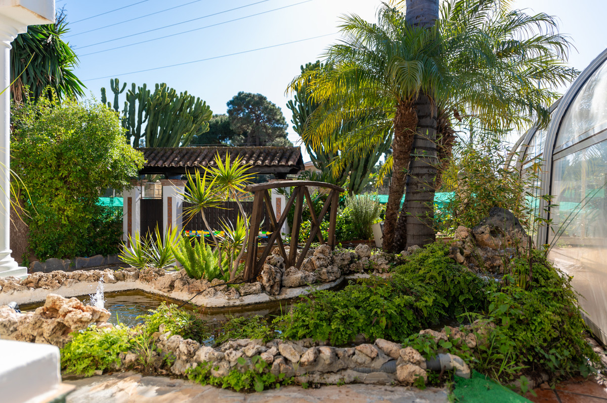 55e8d3c4d876d9abb8d9e8eaed192d34 - 2