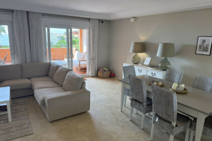 55ec52eef6097ad9d8dfa83fa0c6e402 - 10