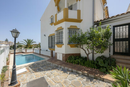 55ffdf3c456975d65d76228d2074a44c - 14