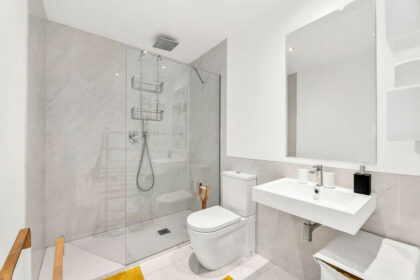 572e56a68170da2ab7a09509f9e72c19 - 17