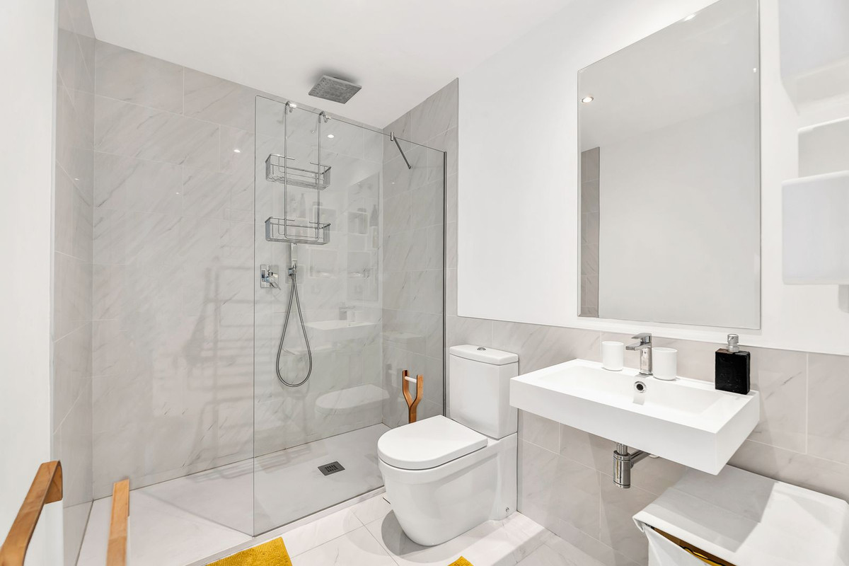 572e56a68170da2ab7a09509f9e72c19 - 17