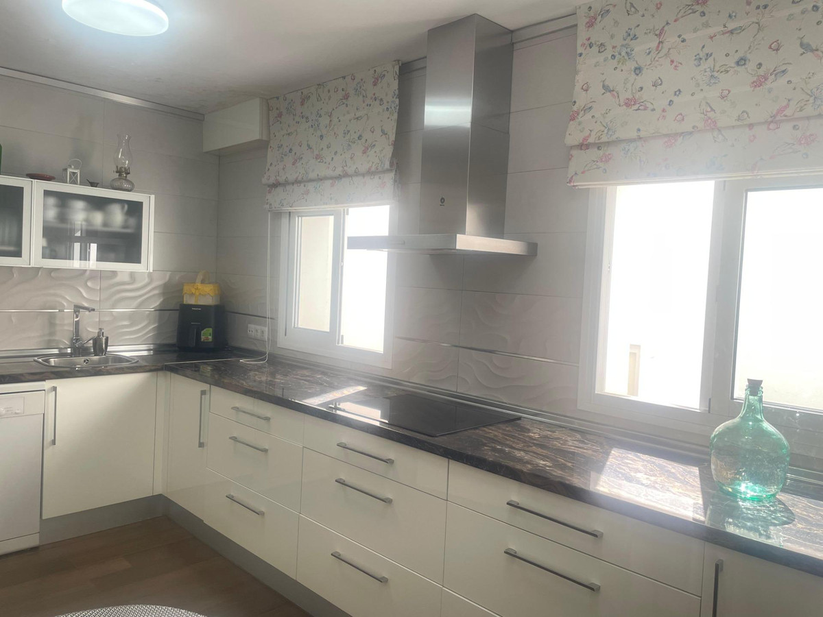 57ad1f67dbc6c3820da5d516b4b085ca - 10