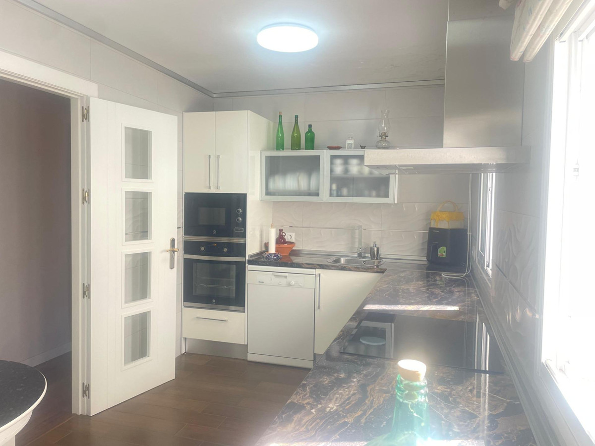 57ad1f67dbc6c3820da5d516b4b085ca - 11