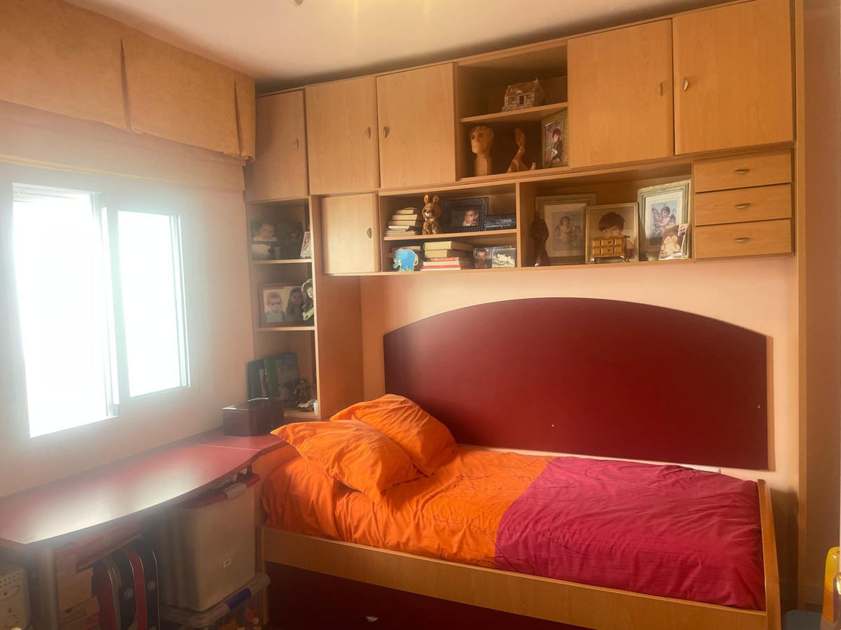 57ad1f67dbc6c3820da5d516b4b085ca - 19