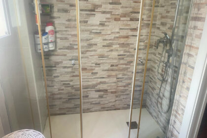 57ad1f67dbc6c3820da5d516b4b085ca - 24