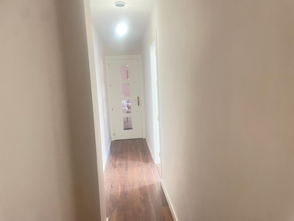 57ad1f67dbc6c3820da5d516b4b085ca - 25