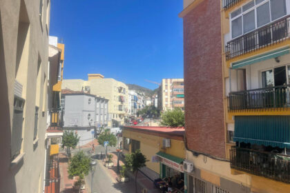 57ad1f67dbc6c3820da5d516b4b085ca - 31