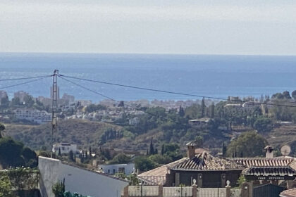 57ea26814b705376f8327f36d8de6b3e - 2