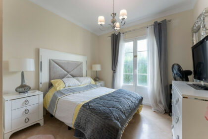 5838c6b81e747c96e993f72010d45329 - 11