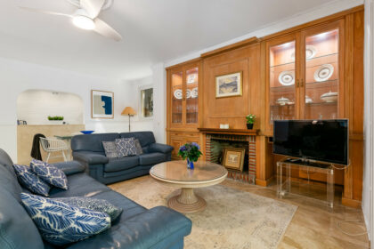 585b4f95e23a6575ac39eb3c08e8db3e - 17