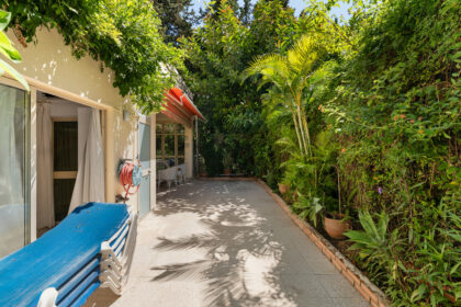 585b4f95e23a6575ac39eb3c08e8db3e - 21