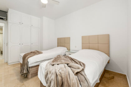 585b4f95e23a6575ac39eb3c08e8db3e - 29